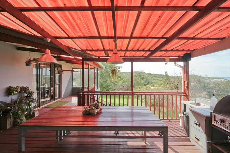 4 Bedroom Property for Sale in Kaysers Beach Eastern Cape